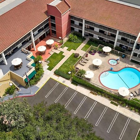 La Quinta By Wyndham Thousand Oaks-Newbury Park Exterior photo